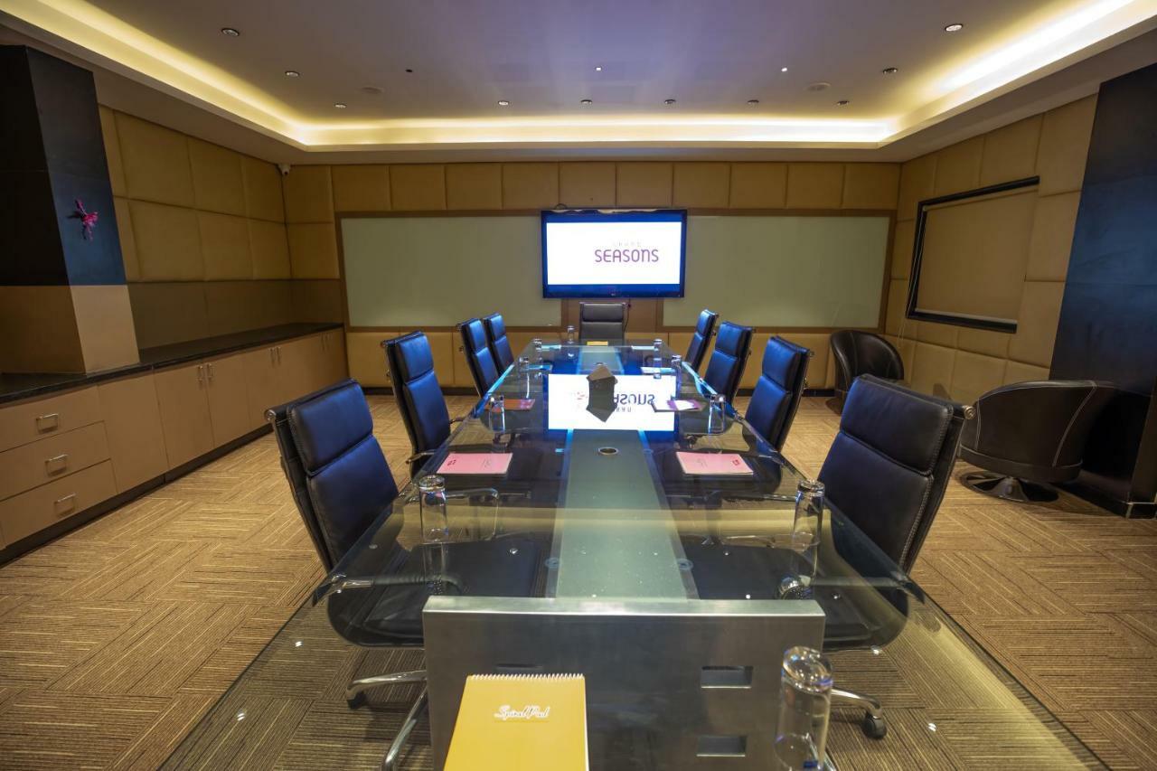 Fabhotel Prime Grand Seasons Bangalore Esterno foto