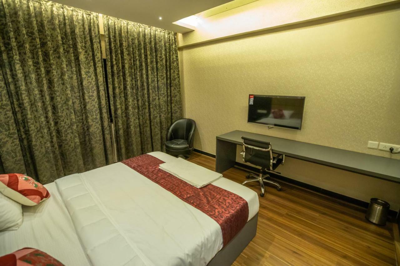 Fabhotel Prime Grand Seasons Bangalore Esterno foto